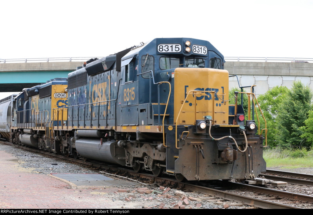 CSXT 8315